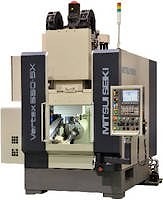 5-осевой вертикальный обрабатывающий центр с ЧПУ Vertex 550-5XB от компании Mitsui Seiki для производства лопастей турбины  