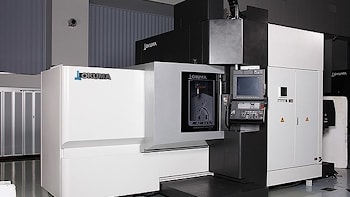 Пятиосевой вертикальный обрабатывающий центр Okuma MU-8000V обеспечивает универсальность и высокую точность  