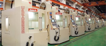 Ведущий автомобилестроитель внедряет обрабатывающие центры Yama Seiki  