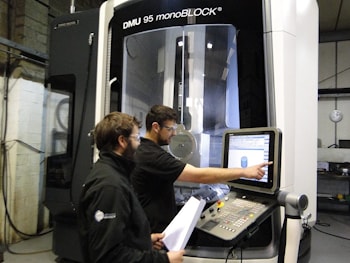 Пятиосевой обрабатывающий центр DMU 95 monoBLOCK от DMG Mori  