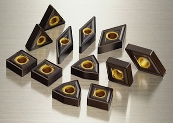 Компания Sumitomo Electric Carbide расширила серию токарных режущих пластин для обработки литейного чугуна AC400K  