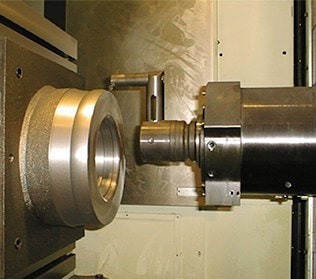 Функция Turn-Cut от Okuma облегчает токарную обработку на горизонтальном обрабатывающем центре  
